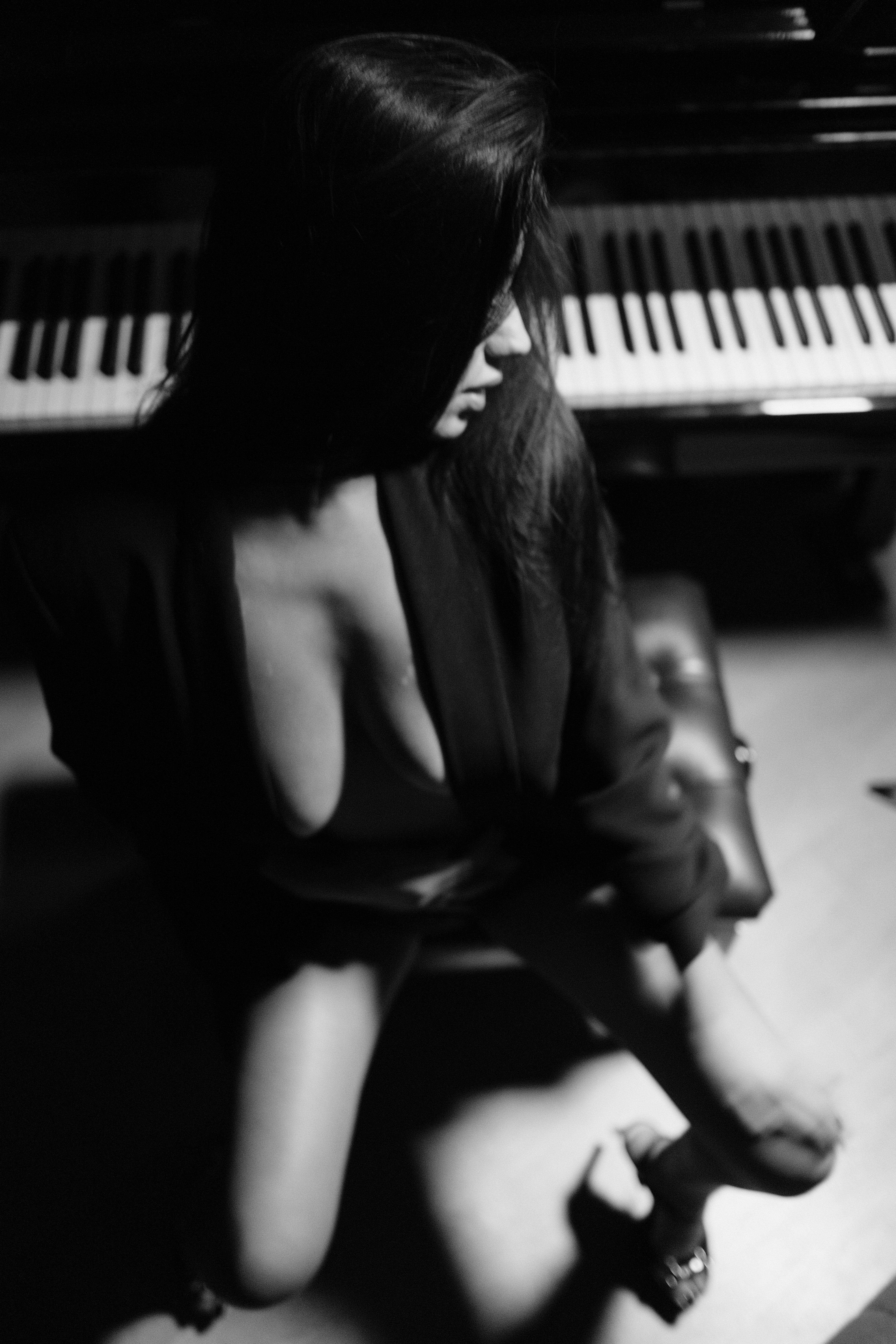 Mona — photograph 05 by Levon Arakelyan